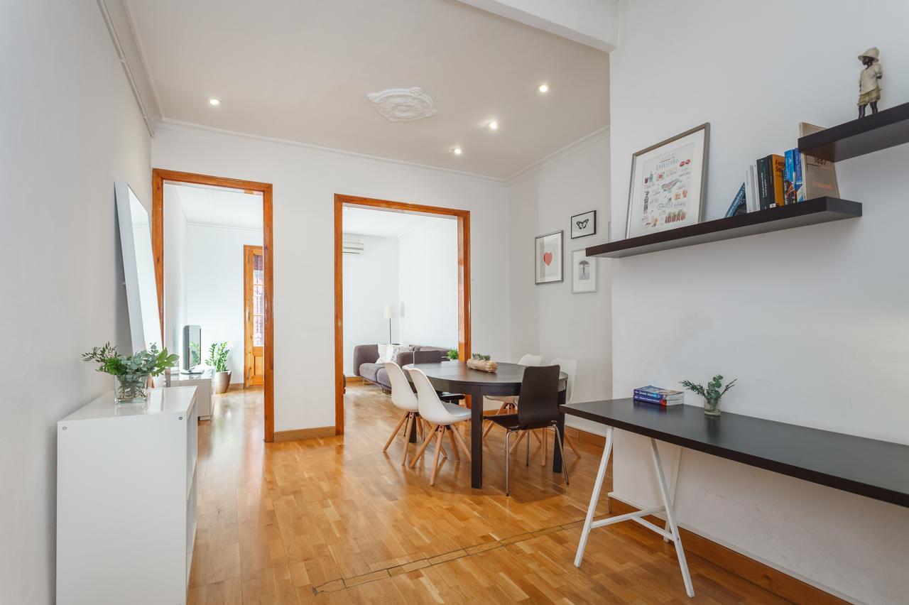 Flateli Aribau Apartment Барселона Екстериор снимка