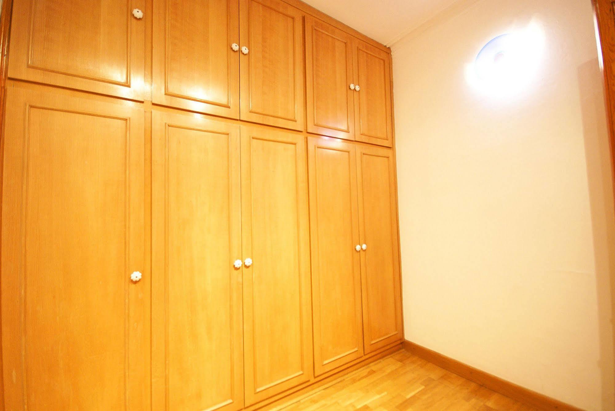 Flateli Aribau Apartment Барселона Екстериор снимка