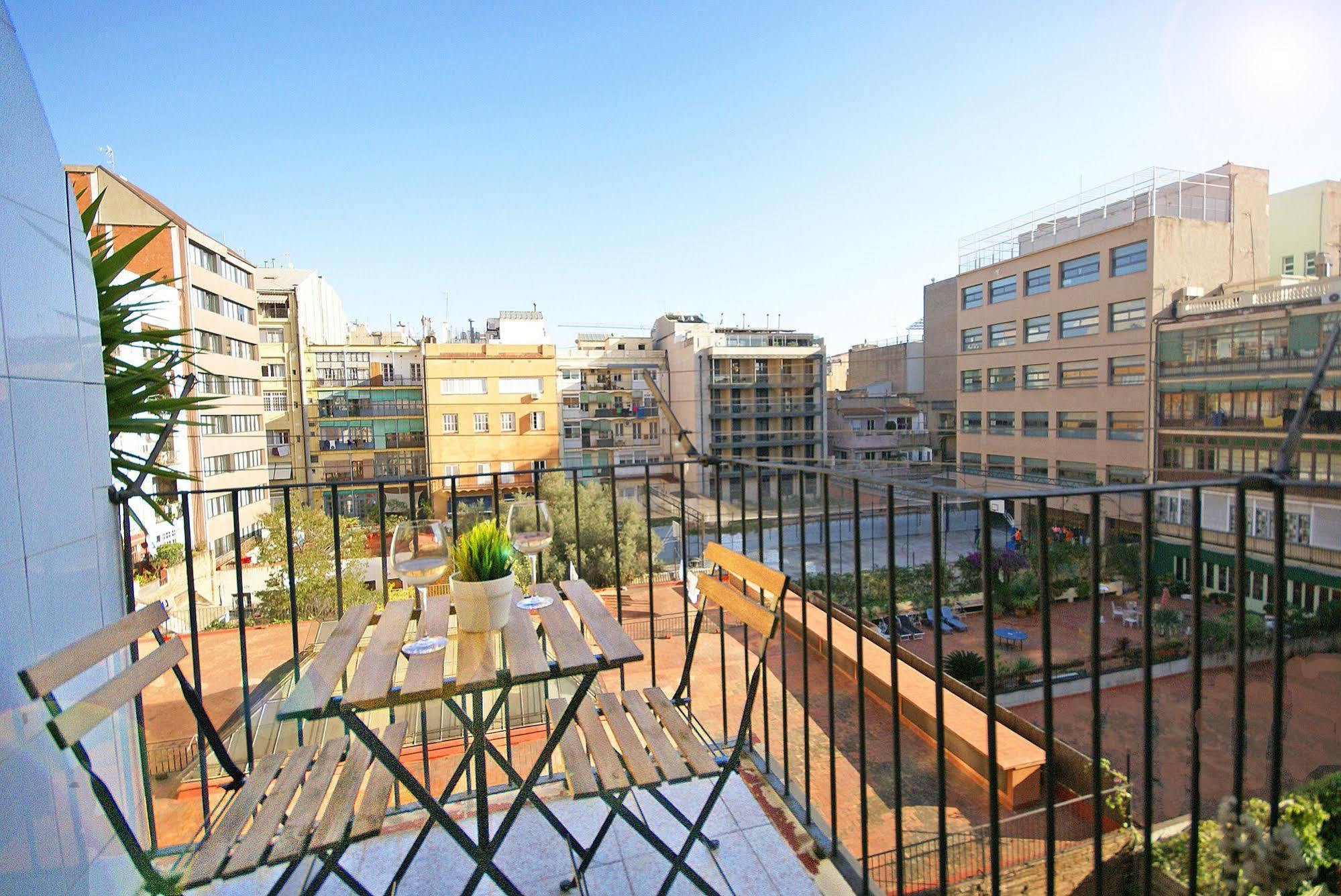 Flateli Aribau Apartment Барселона Екстериор снимка